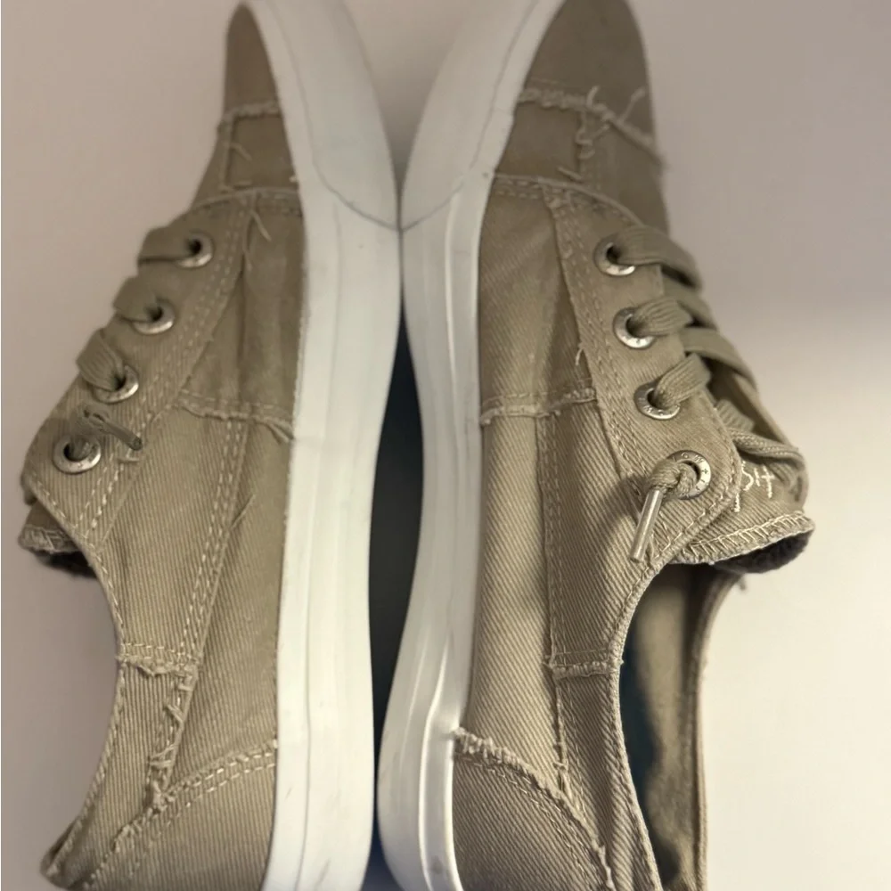 Blowfish Khaki Canvas Sneakers Women’s 8.5